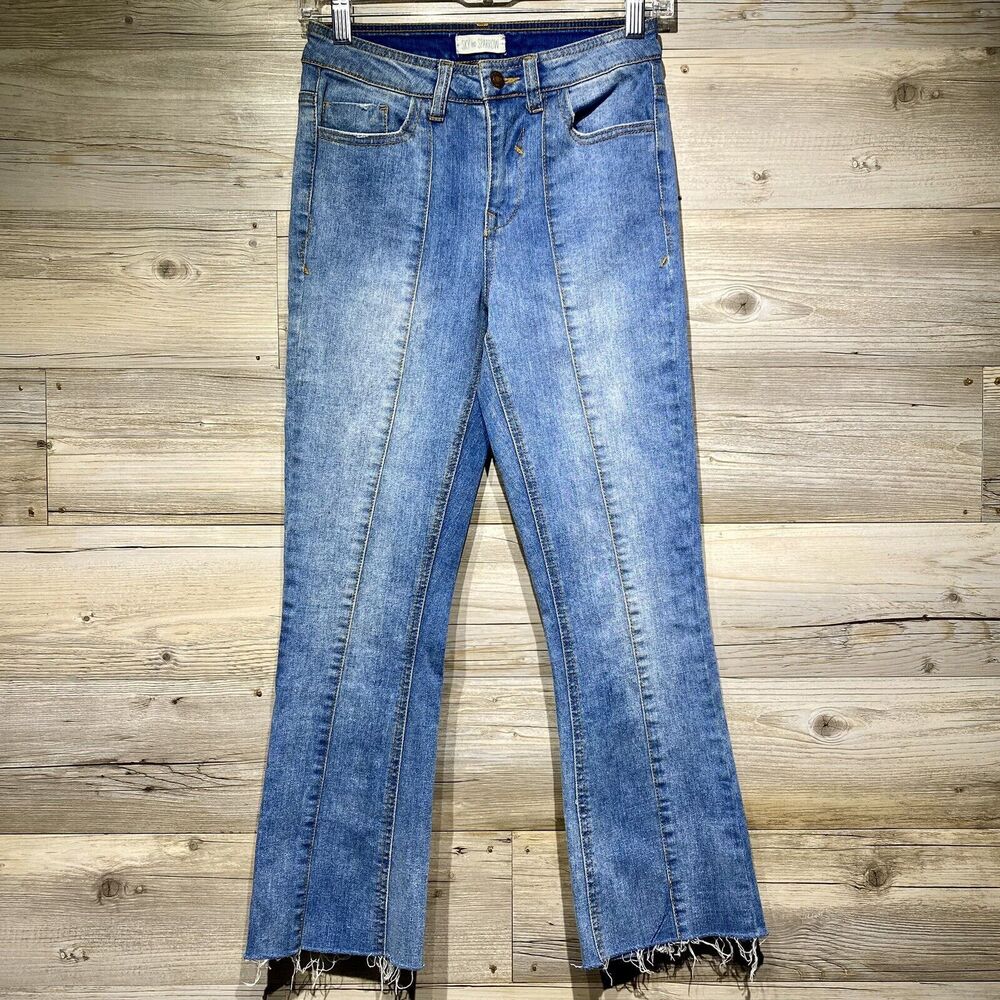 Sky & Sparrow Juniors SZ 1 W25 L25 Crop High Rise Blue Jeans Raw Hem Seam Detail
